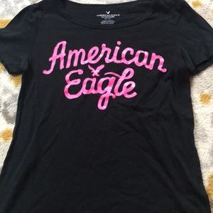 American Eagle black and pink shirt !